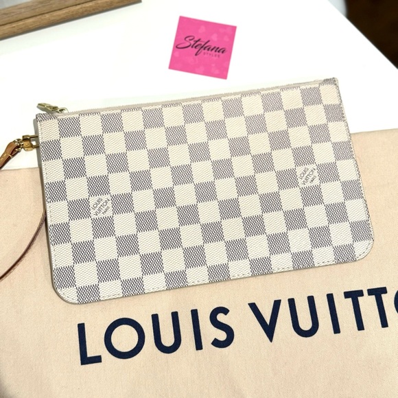 Louis Vuitton Damier Azur MM Pouchette / Clutch - Picture 3 of 13